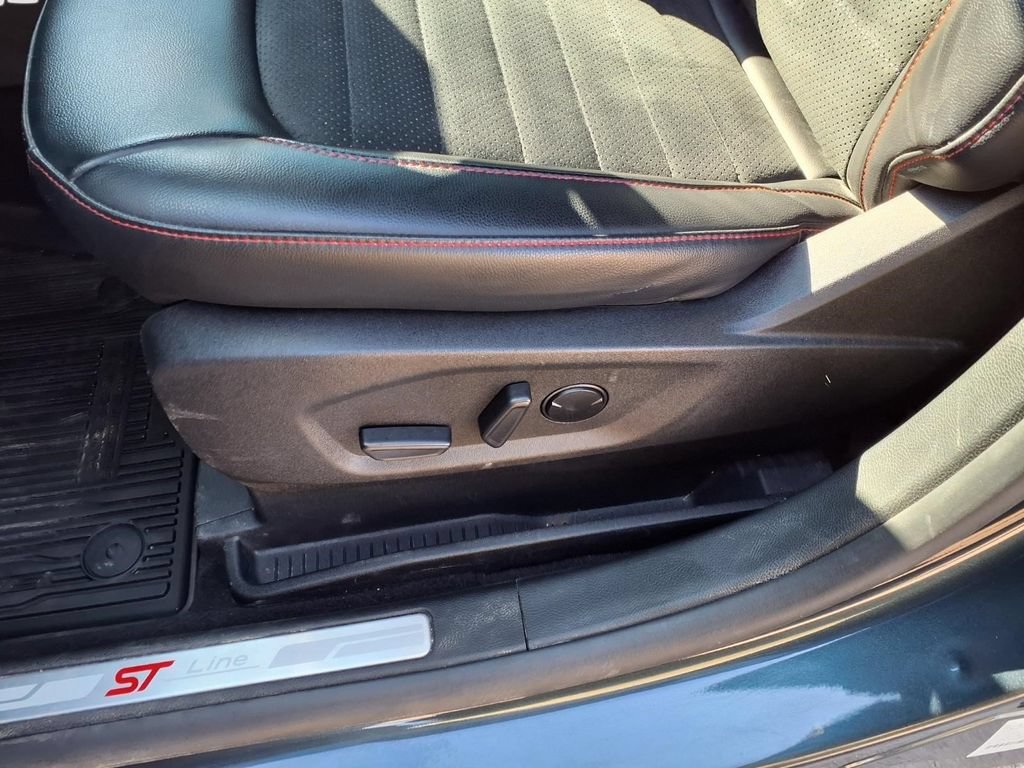 Used 2023 Ford Edge ST-Line AWD/4WD image 22