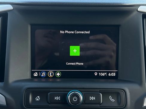 Used 2023 GMC Terrain SLE image 38