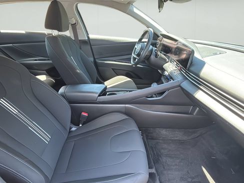 Certified 2023 Hyundai Elantra SEL w/ Convenience Package FWD image 36