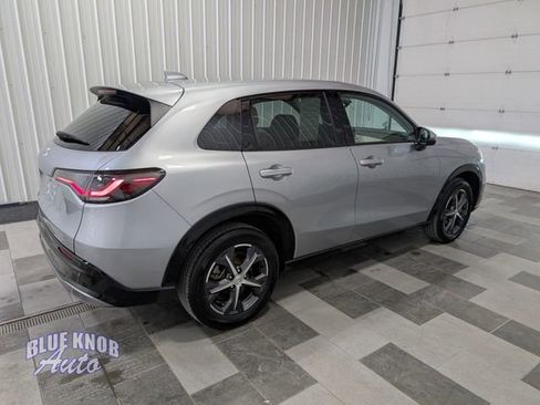 Used 2025 Honda HR-V EX-L image 4