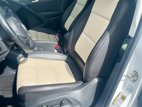 Used 2017 Volkswagen Tiguan Wolfsburg Edition image 19