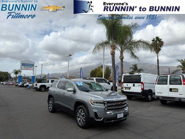 Used 2023 GMC Acadia SLT AWD/4WD image 1
