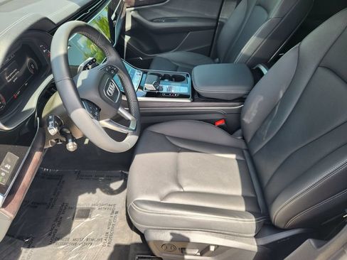 Certified 2023 Audi Q8 Prestige AWD/4WD image 16