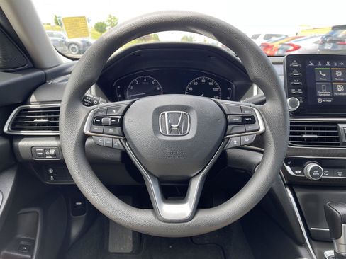 Used 2020 Honda Accord EX image 6