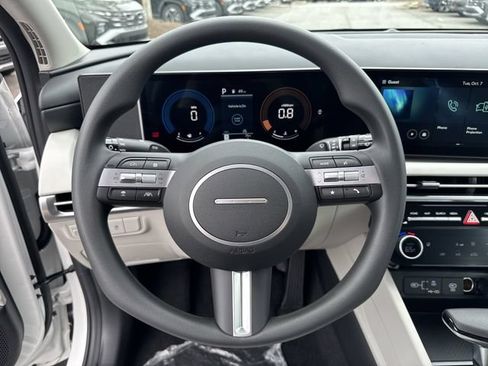 New 2026 Hyundai Tucson SEL FWD image 19