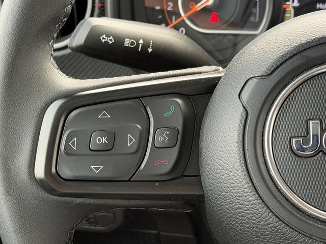 Used 2026 Jeep Gladiator Rubicon AWD/4WD image 21