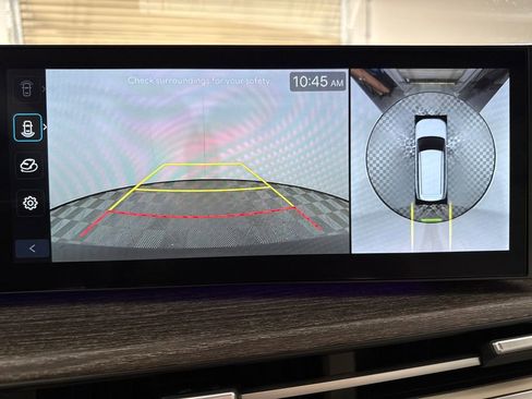 Used 2025 Hyundai Santa Fe Limited image 18