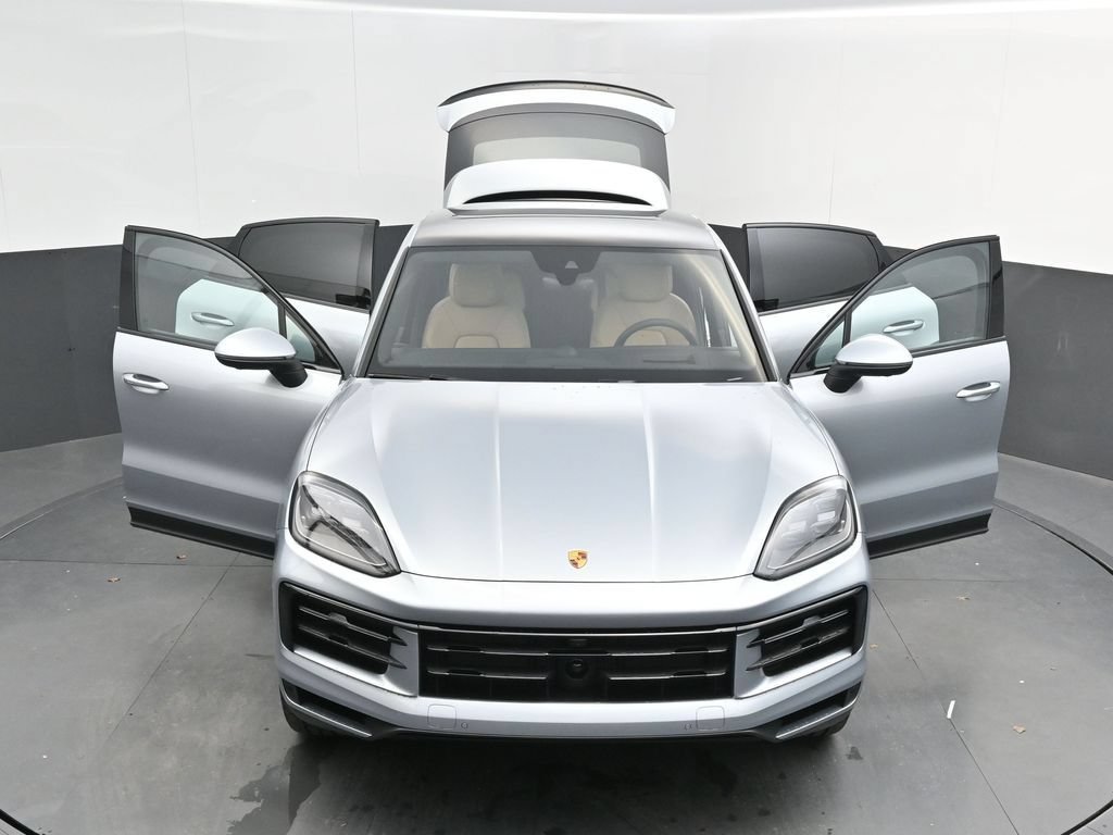Certified 2026 Porsche Cayenne S AWD/4WD image 22