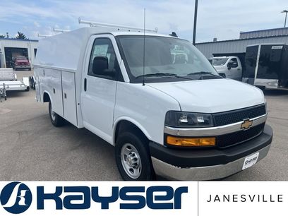New 2025 Chevrolet Express 3500 w/ Power Convenience Package