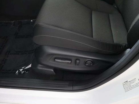 Certified 2026 Honda CR-V EX image 31