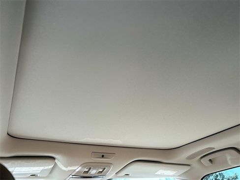 Certified 2025 INFINITI QX80 Sensory image 26