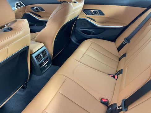 New 2026 BMW 330i Sedan w/ M Sport Package image 28