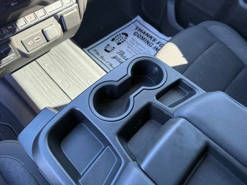 Used 2024 Chevrolet Silverado 2500 Custom w/ Custom Value Package image 36