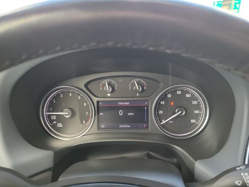Used 2022 Buick Enclave Essence FWD image 29