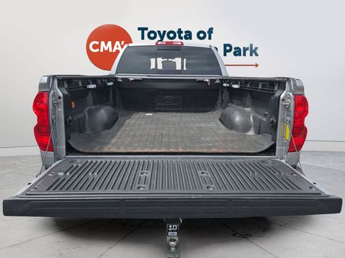 Used 2017 Toyota Tundra Limited AWD/4WD image 28