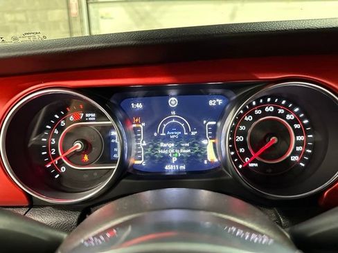 Used 2021 Jeep Wrangler Unlimited Rubicon w/ Cold Weather Group AWD/4WD image 20