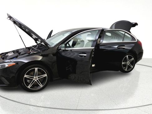 Used 2021 Mercedes-Benz A 220 4MATIC w/ Premium Package image 14