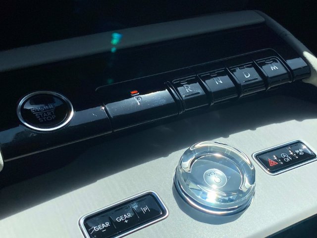 New 2026 Lincoln Navigator Reserve AWD/4WD image 26