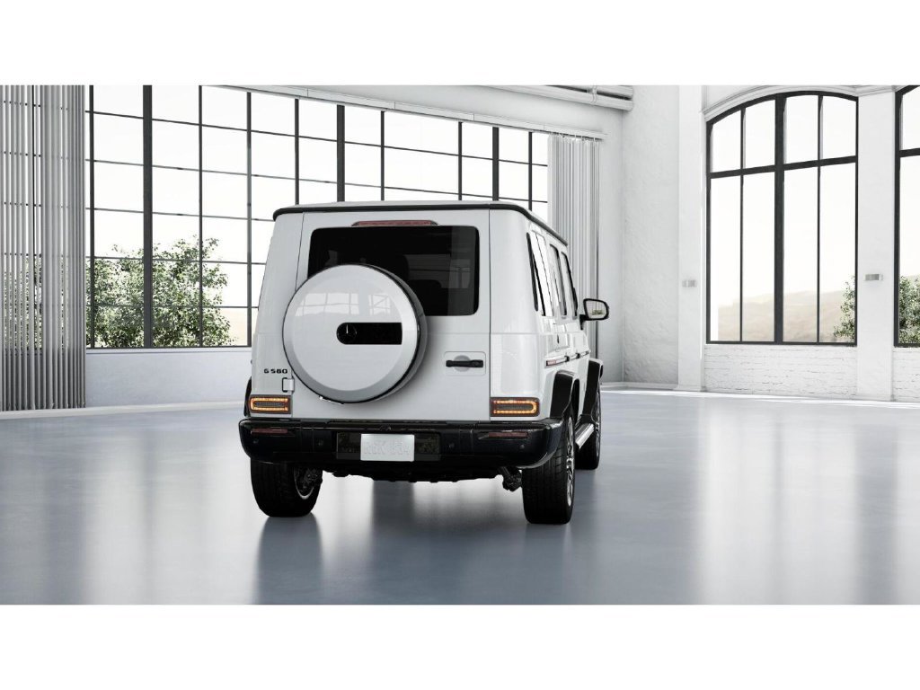 New 2027 Mercedes-Benz G 580 e image 24