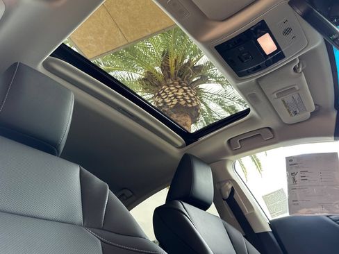 Certified 2025 Lexus ES 350 w/ Accessory Package (Z1) FWD image 19