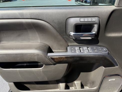 Used 2018 GMC Sierra 1500 Denali image 36