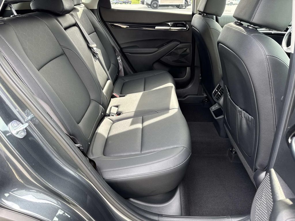 Used 2024 Kia Seltos EX AWD/4WD image 22