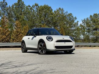 Used 2025 MINI Cooper S video 2