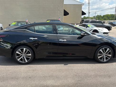 Used 2020 Nissan Maxima 3.5 SV w/ Floor Mat Group FWD image 6