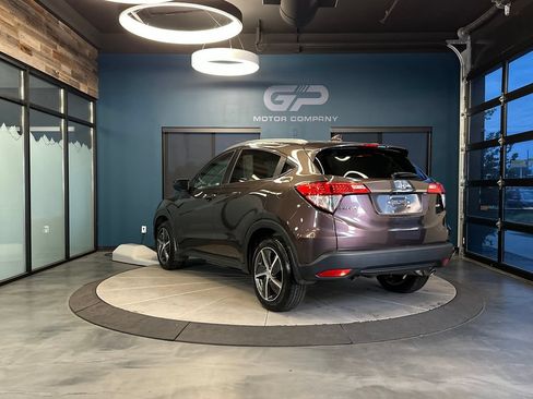 Used 2022 Honda HR-V EX image 5
