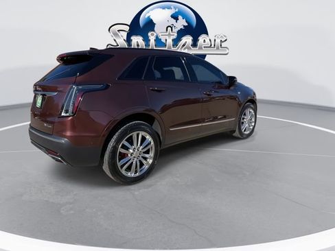 Used 2022 Cadillac XT5 Sportv w/ Technology Package image 9