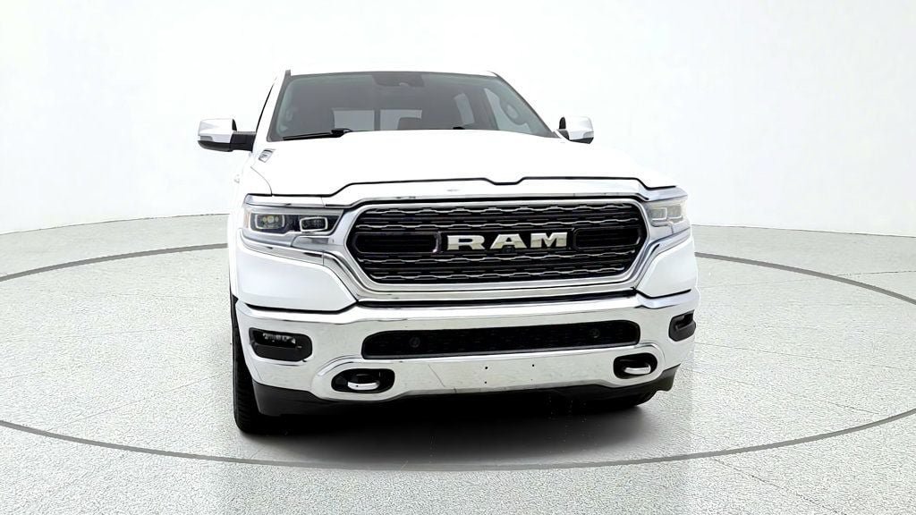 Used 2024 RAM 1500 Limited AWD/4WD image 2