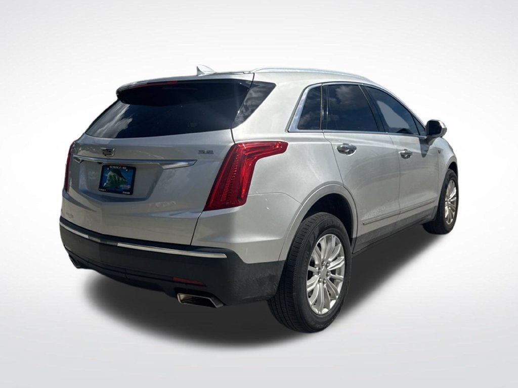 Used 2019 Cadillac XT5 FWD image 4