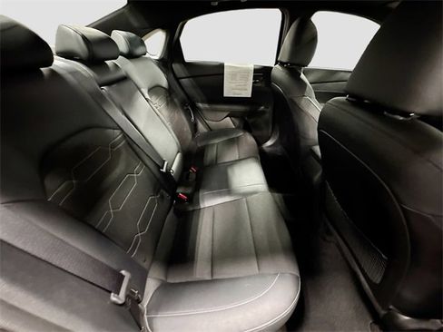 Used 2023 Kia Forte GT-Line w/ GT-Line Premium Package image 27