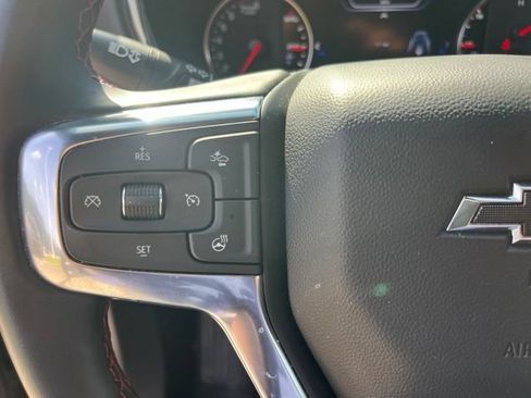 Used 2025 Chevrolet Blazer RS FWD image 19
