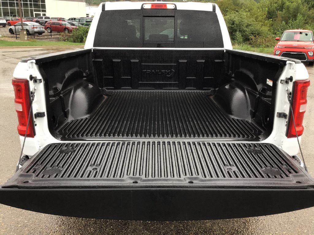 Used 2025 RAM 1500 Laramie AWD/4WD image 22
