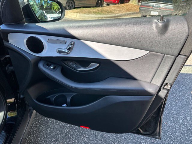 Used 2019 Mercedes-Benz GLC 300 image 19