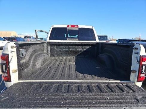 Used 2020 RAM 2500 Laramie w/ Night Edition image 11