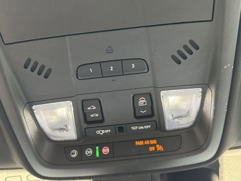 Used 2023 Cadillac XT4 Sport image 35