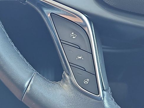 Used 2019 Cadillac XT5 Premium Luxury w/ LPO, Black Ice Package AWD/4WD image 19