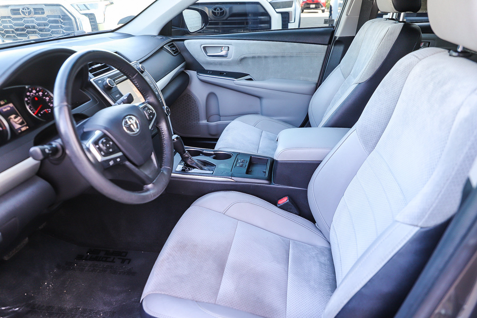 Certified 2017 Toyota Camry XSE w/ Advanced Technology Package FWD image 17