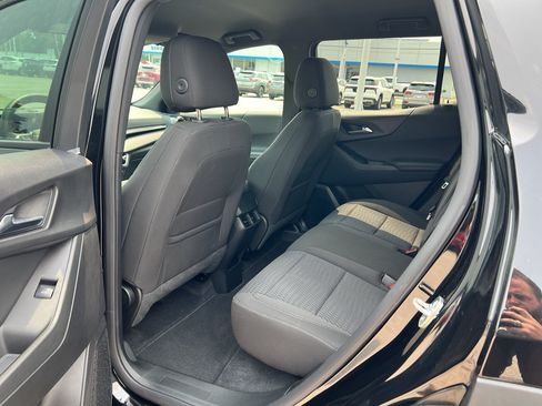 Used 2026 Chevrolet Equinox LT FWD image 10