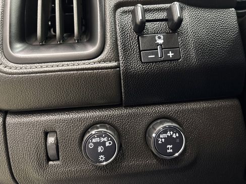 Used 2018 GMC Canyon SLT w/ Driver Alert Package image 26