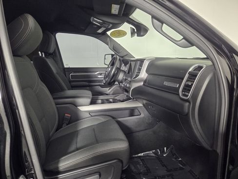 Used 2021 RAM 1500 Big Horn AWD/4WD image 33