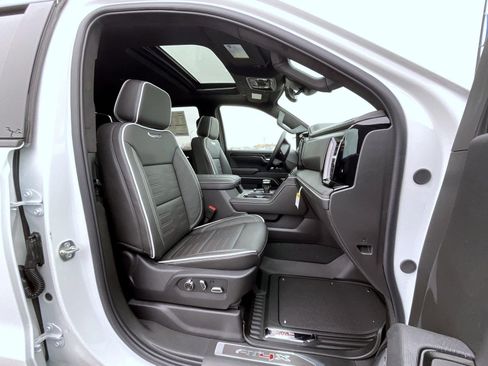 New 2026 GMC Sierra 1500 AT4X image 15