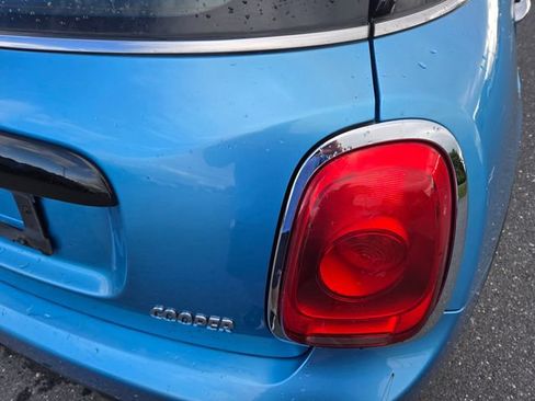 Used 2016 MINI Cooper 4-Door Hardtop FWD image 15