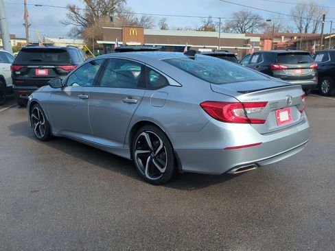 Used 2022 Honda Accord Sport image 6