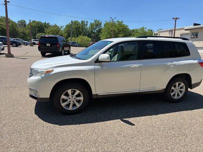 Used 2011 Toyota Highlander 2WD w/ Tech Pkg