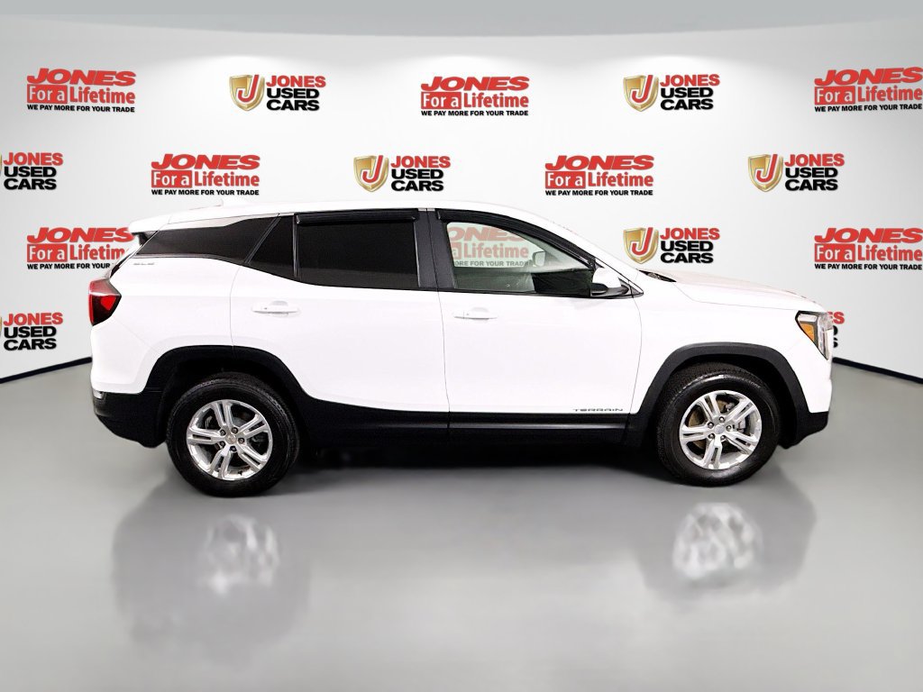 Used 2024 GMC Terrain SLE AWD/4WD image 15