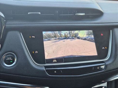 Used 2023 Cadillac XT6 Luxury image 21