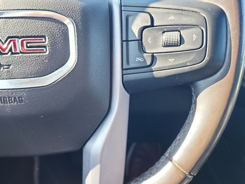 Used 2021 GMC Yukon XL SLT image 15